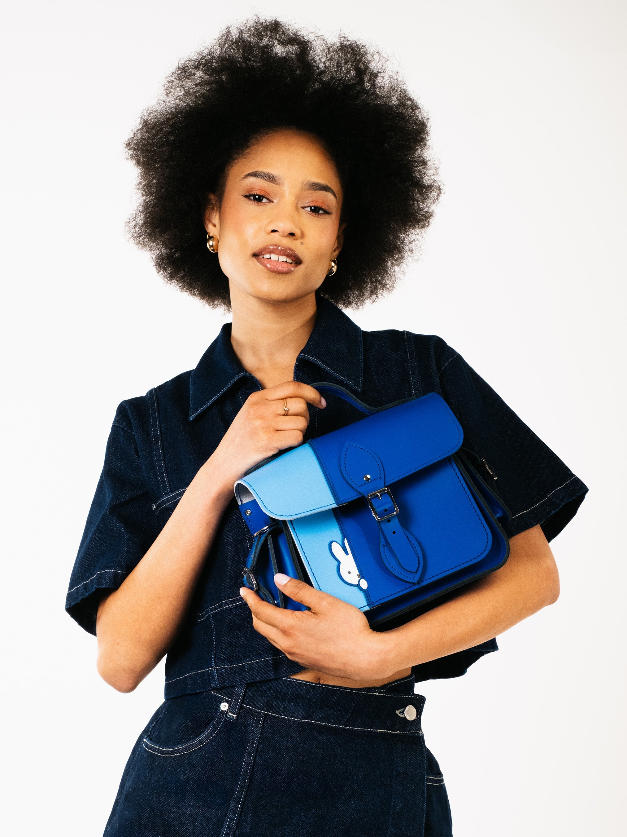 新品　Cambridge Satchel ライトブルー メッセンジャーバッグ 新品 Cambridge Satchel ライトブルー メッセンジャーバッグ